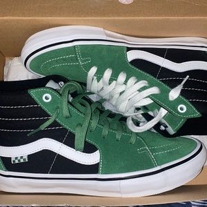 Selling a pair of vans